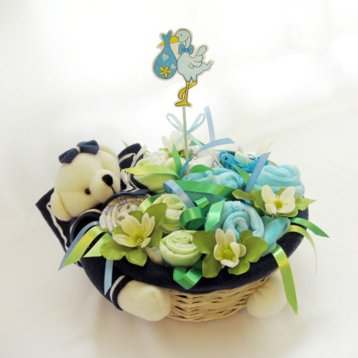 Kombinowany skarpetkowy bukiet Bukiet ze skarpetek, kreatywny i kombinowany prezent DIY na różne okazje