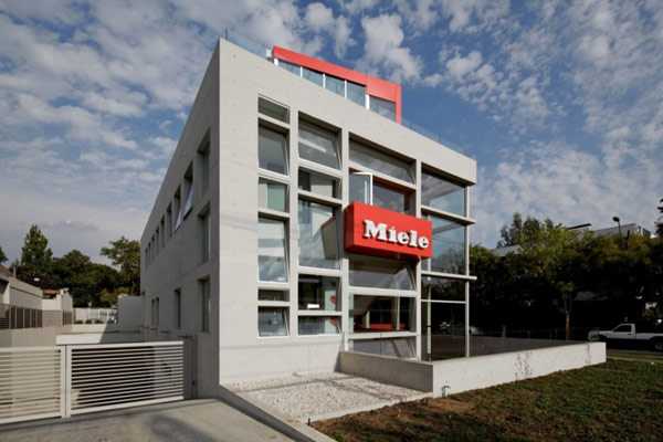 Funkcjonalny design Nowoczesny design w Galerii Miele Santiago: połączenie funkcjonalności i estetyki.