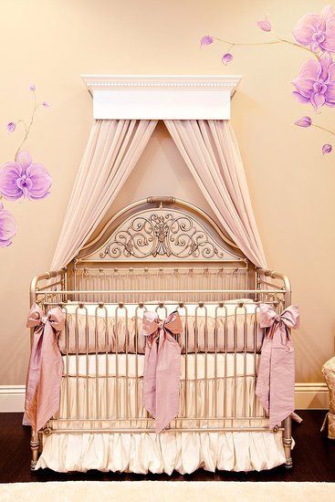 Baldachim dla alergika Baldachim dla alergika, wykonany z bezpiecznych materiałów, idealny do łóżeczka dziecięcego.