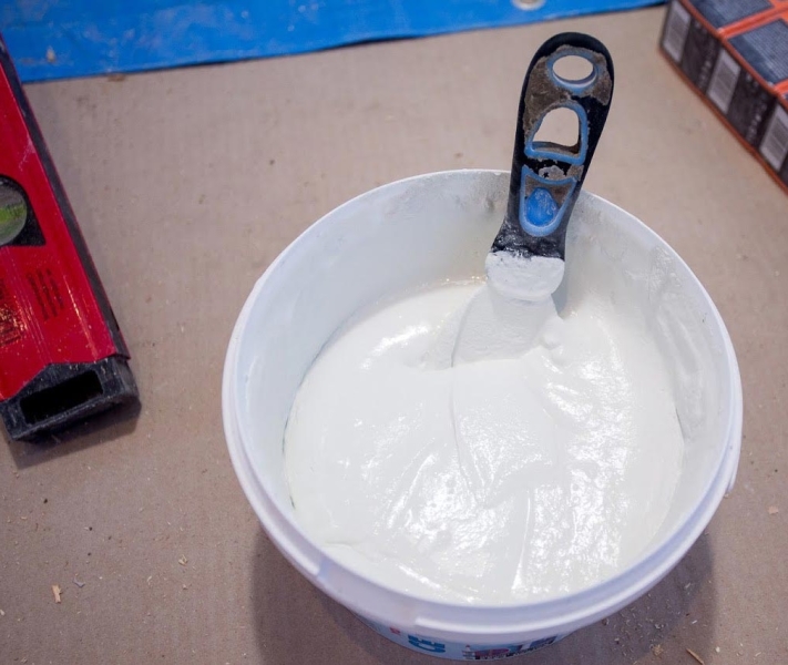 Konsystencja fugi Prawidłowa konsystencja mieszanki fugowej: odpowiednie proporcje wody i proszku.