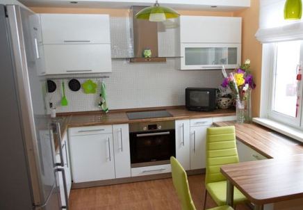 Przytulna Kuchnia 2026 Ergonomiczna aranżacja kuchni 2026 z optymalnym rozmieszczeniem sprzętów dla przytulności.