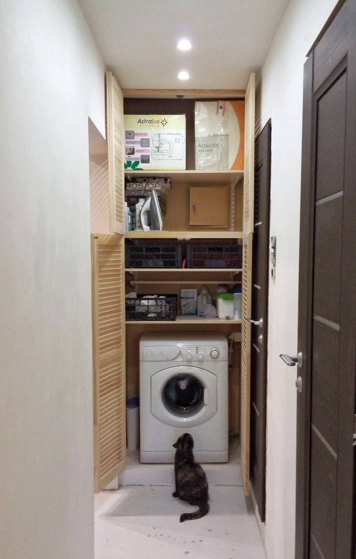 Spiżarnia: Mała Przestrzeń, Wielkie Możliwości Aranżacja małej spiżarni w bloku, wykorzystanie przestrzeni w Hruszczowce.