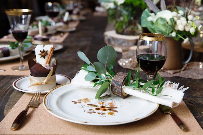 Stylowy stół: przyjemność i zdrowie w Twoim domu — Serwowanie stołu w domu