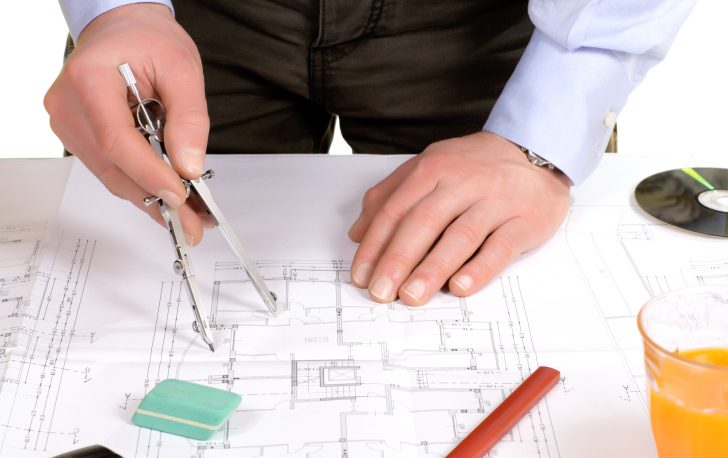 Planowanie remontu kuchni Plan remontu kuchni z rysunkami i próbkami materiałów – aranżacja małej kuchni