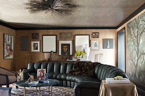 Dom z duszą: Glamour, Art Deco i sztuka w jednej przestrzeni — Glamour w ciemnych kolorach wystrój wnętrz 2026