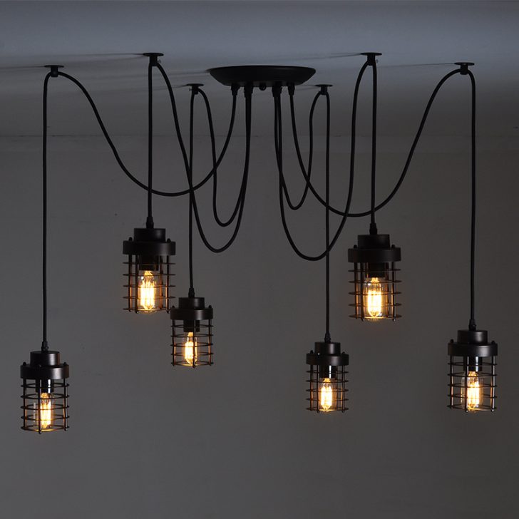 Oświetlenie loftowe 2026 Oświetlenie w stylu industrialnym 2026: lampy wiszące i metalowe reflektory w lofcie