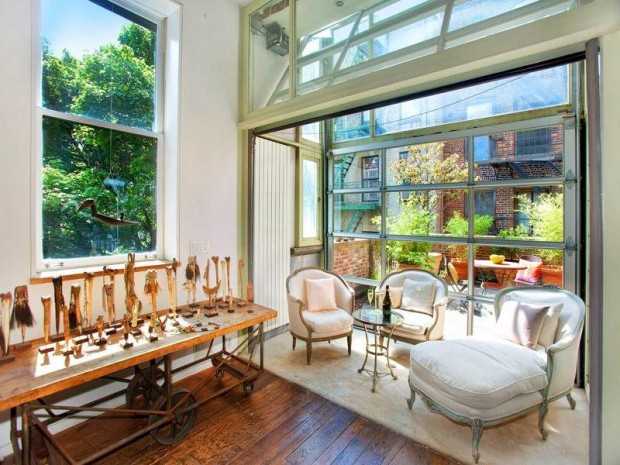 Eklektyczny salon: Nowy Jork Salon w starym stylu z nowoczesnymi dodatkami, Nowy Jork – eklektyczne wnętrze.