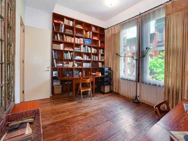 Przestronny eklektyczny apartament Duża przestrzeń mieszkalna w stylu eklektycznym inspirowana luksusowymi apartamentami Nowego Jorku.