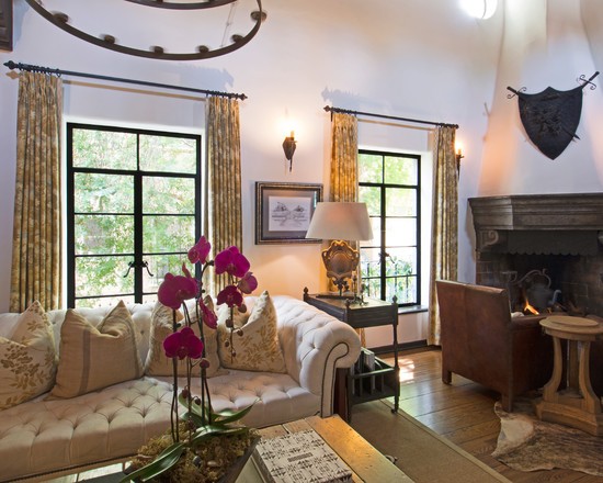 Biała przestrzeń Inspiracja na jasne wnętrza małych mieszkań z białymi meblami łatwymi w czyszczeniu w 2026.