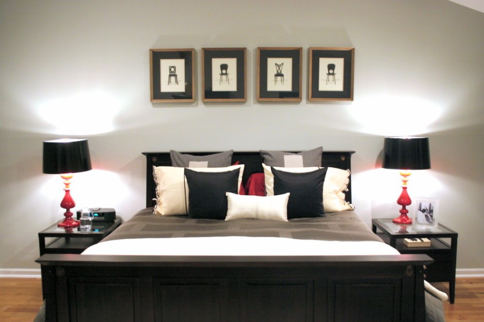 Design w bieli Jasne wnętrze 2026: biały pokój dzienny z designerskimi meblami, minimalistyczny design.