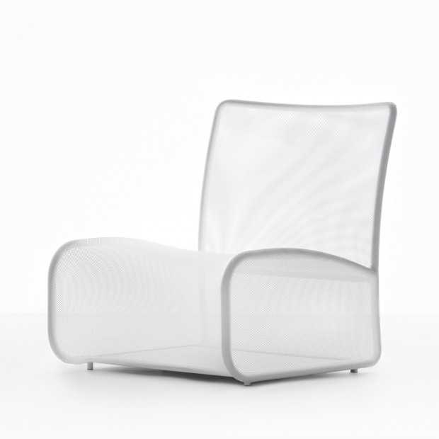 Light Up: Elegancja i światło Krzesło z podświetleniem Light Up: lekkie, wytrzymałe i eleganckie. Stalowa rama i tkanina siatkowa.