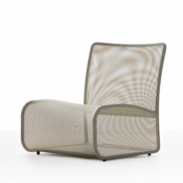 Podświetlenie LED - detal Detale krzesła Light Up: podświetlenie LED, stalowa rama i tkanina siatkowa.