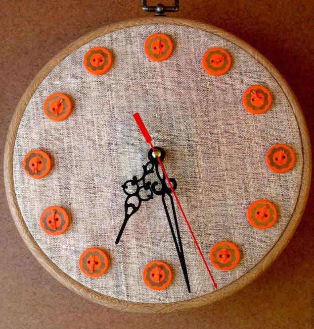 Personalizowany Zegar Personalizowany zegar DIY: zegar ścienny z własnymi zdjęciami i sentencjami