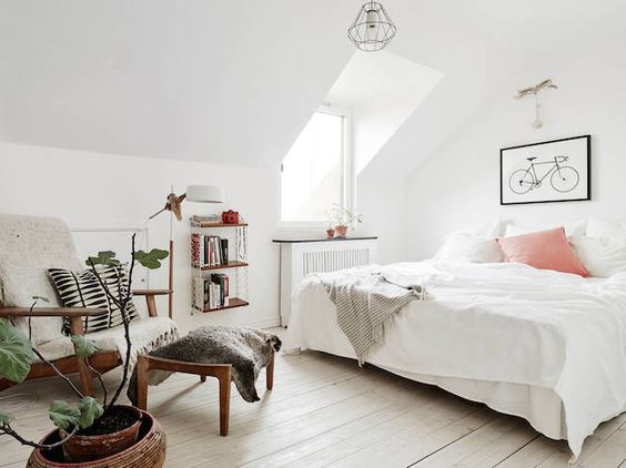 Minimalistyczna sypialnia 2026 Jasna sypialnia w stylu minimalistycznym – idealne meble do małego mieszkania w 2026 roku