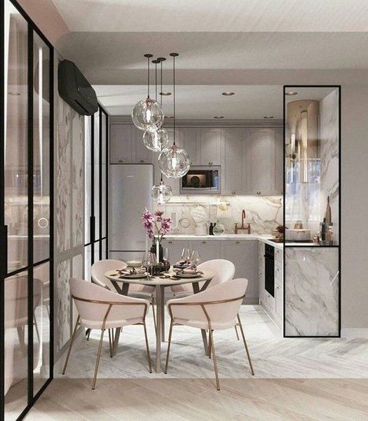 Żyrandol z charakterem: Jak wybrać oświetlenie na lata? — Żyrandole sufitowe