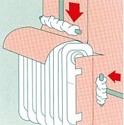 Tapetowanie bez fuszerki: Poradnik eksperta na lata, nie tylko na 2026! — Jak naklejać tapety