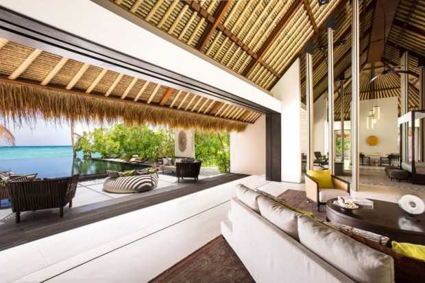 Design balkonu 2026 Inspiracje z Malediwów: naturalne materiały i tropikalny design balkonu 2026.