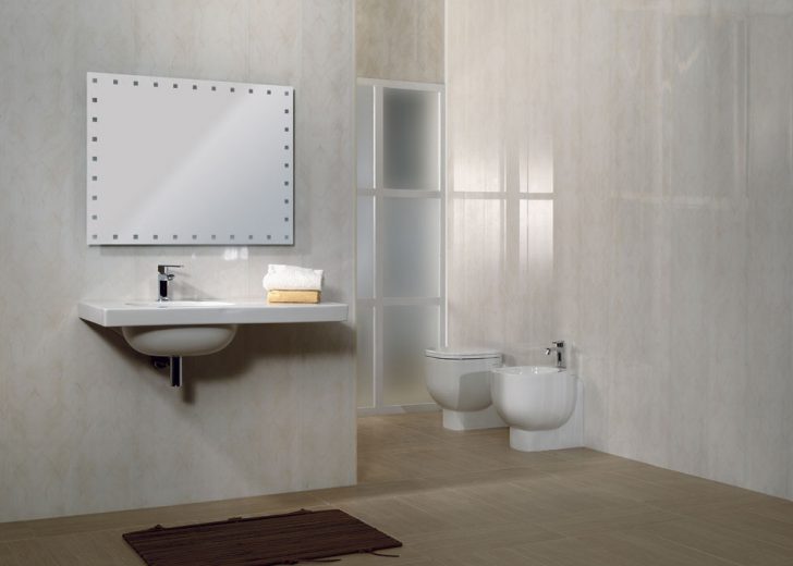 Jakość paneli PCV Sprawdzanie jakości paneli PCV. Unikaj falujących i nierównych powierzchni.