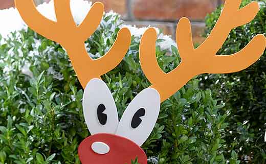 Prosty rustykalny dekor Proste dekoracje z drewna i sklejki na działkę. Ozdoby w stylu rustykalnym DIY.