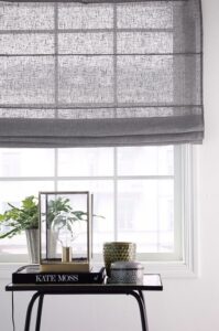 Rzymskie rolety: Idealne okna w Twoim domu + porady eksperta — Rzymskie rolety