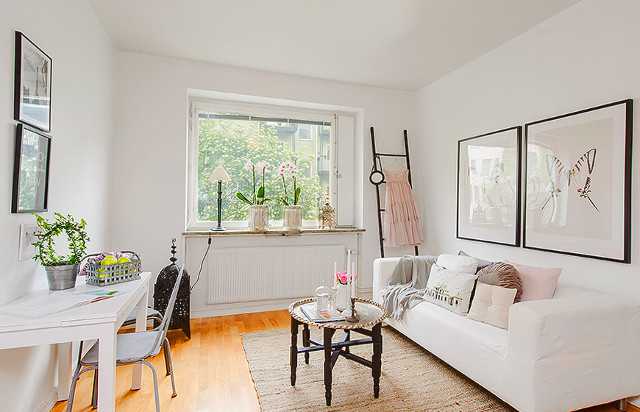 Przytulne ciepło barw Ciepłe kolory w aranżacji małego pokoju 12m2 tworzą przytulne i komfortowe wnętrze.