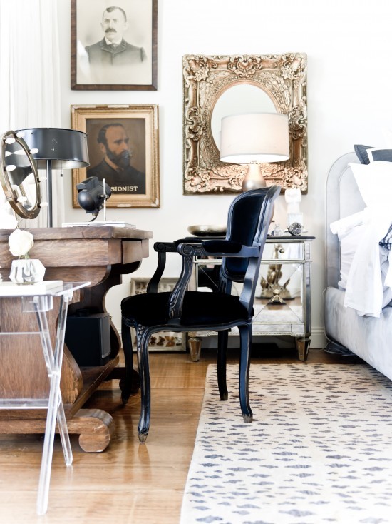 Wspomnienia w Bieli Jasna i przestronna sypialnia Shabby Chic, idealna do relaksu i tworzenia pięknych wspomnień.