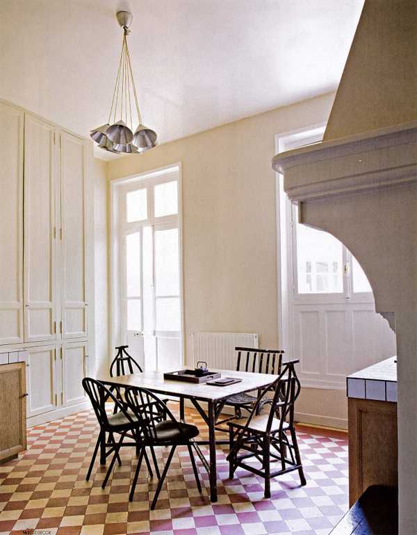 Kreta: Detale z duszą Architektura hotelowa na Krecie: Eklektyczne detale i dekoracje w luksusowym hotelu w 2026 roku.