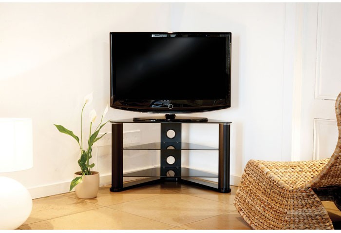 Drewniana szafka RTV Nowoczesna szafka RTV z elementami drewna, ciepły i przytulny design, szafki RTV 2026