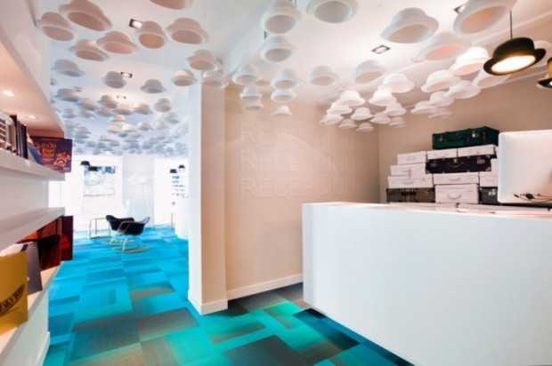 Światło i hiszpański styl Oryginalne oświetlenie w hotelu Portago Granada: hiszpańskie inspiracje wnętrzarskie 2026.