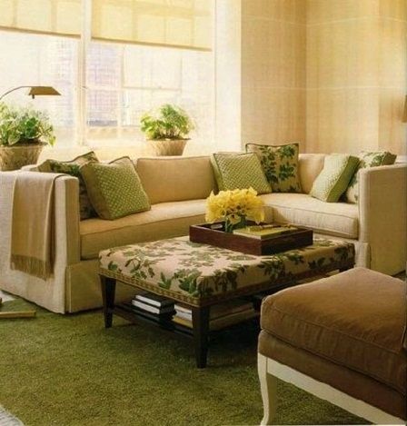 Harmonijny zielony salon Zielony salon w stylu industrialnym z modułowymi meblami - inspiracja 2026